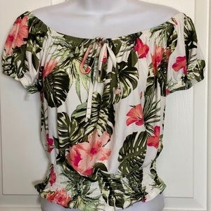 NWOT! Off the Shoulder Top
